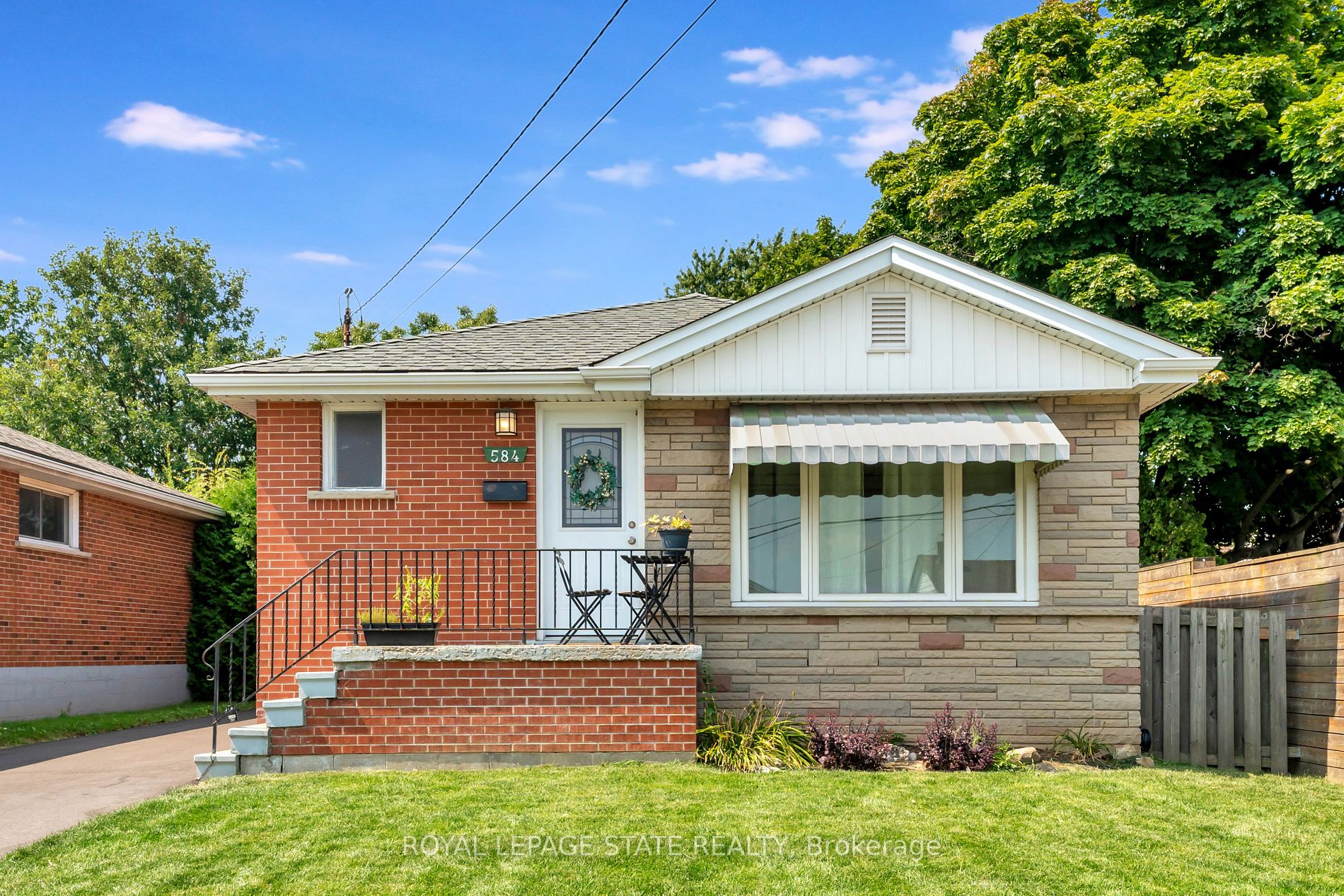 584 East 27th St, Hamilton, Ontario, Burkholme