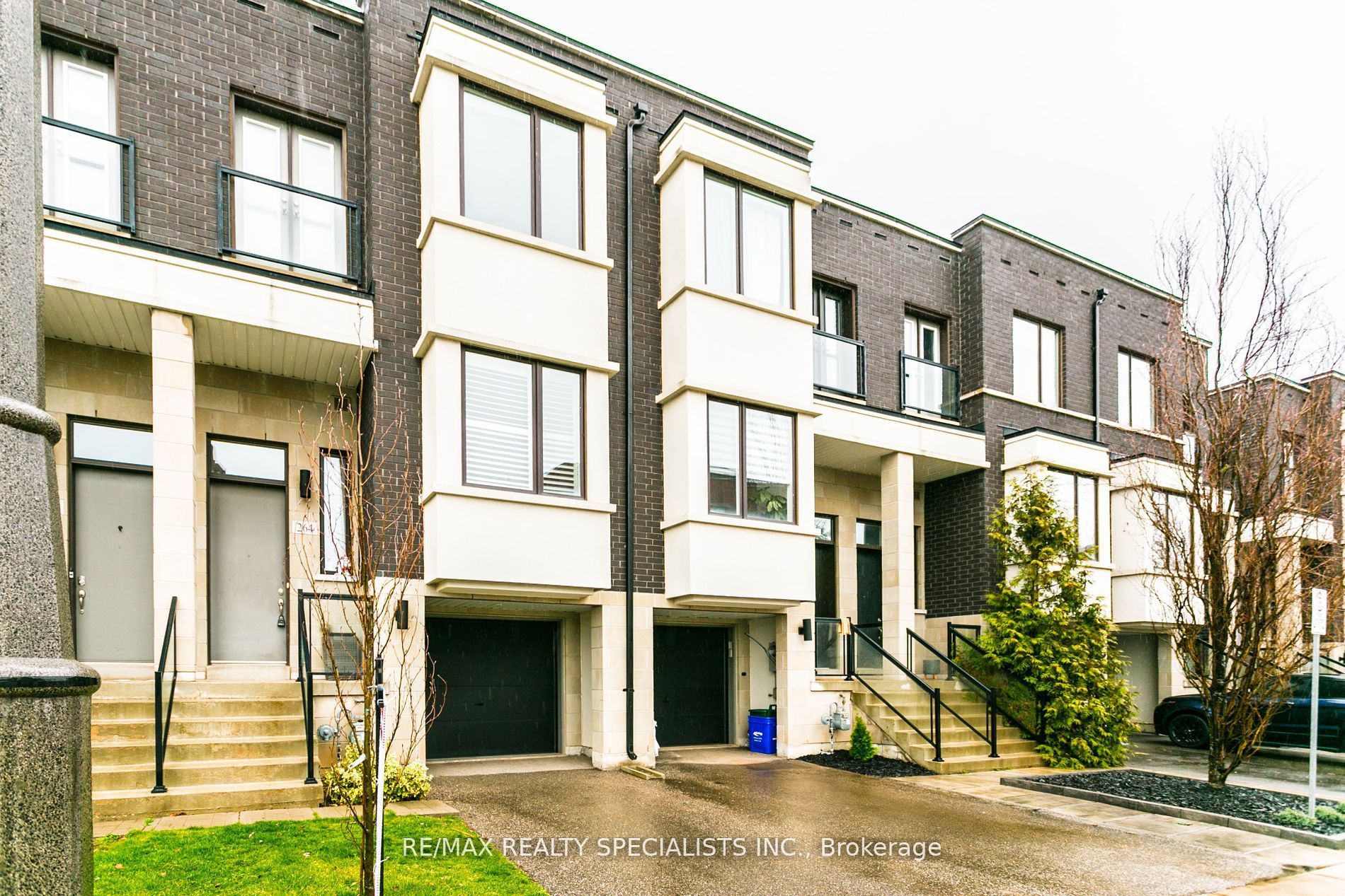 264 Vellwood Common, Oakville, Ontario, Bronte West