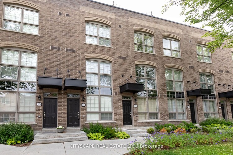 220 Brandon Ave, Toronto, Ontario, Dovercourt-Wallace Emerson-Junction