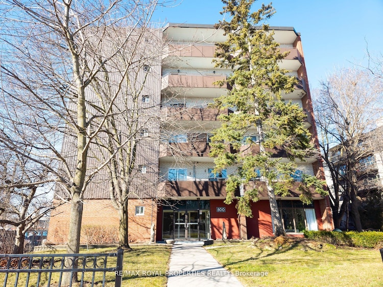 800 Kennedy Rd, Toronto, Ontario, Ionview