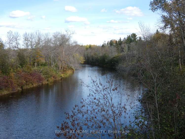 Pt 1 Mcdonald Rd, West Nipissing, Ontario, 