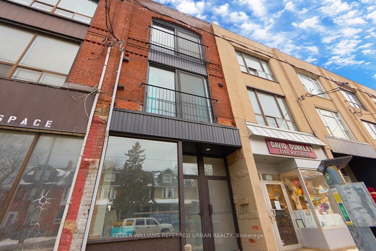 972 Bathurst St, Toronto, Ontario, Annex