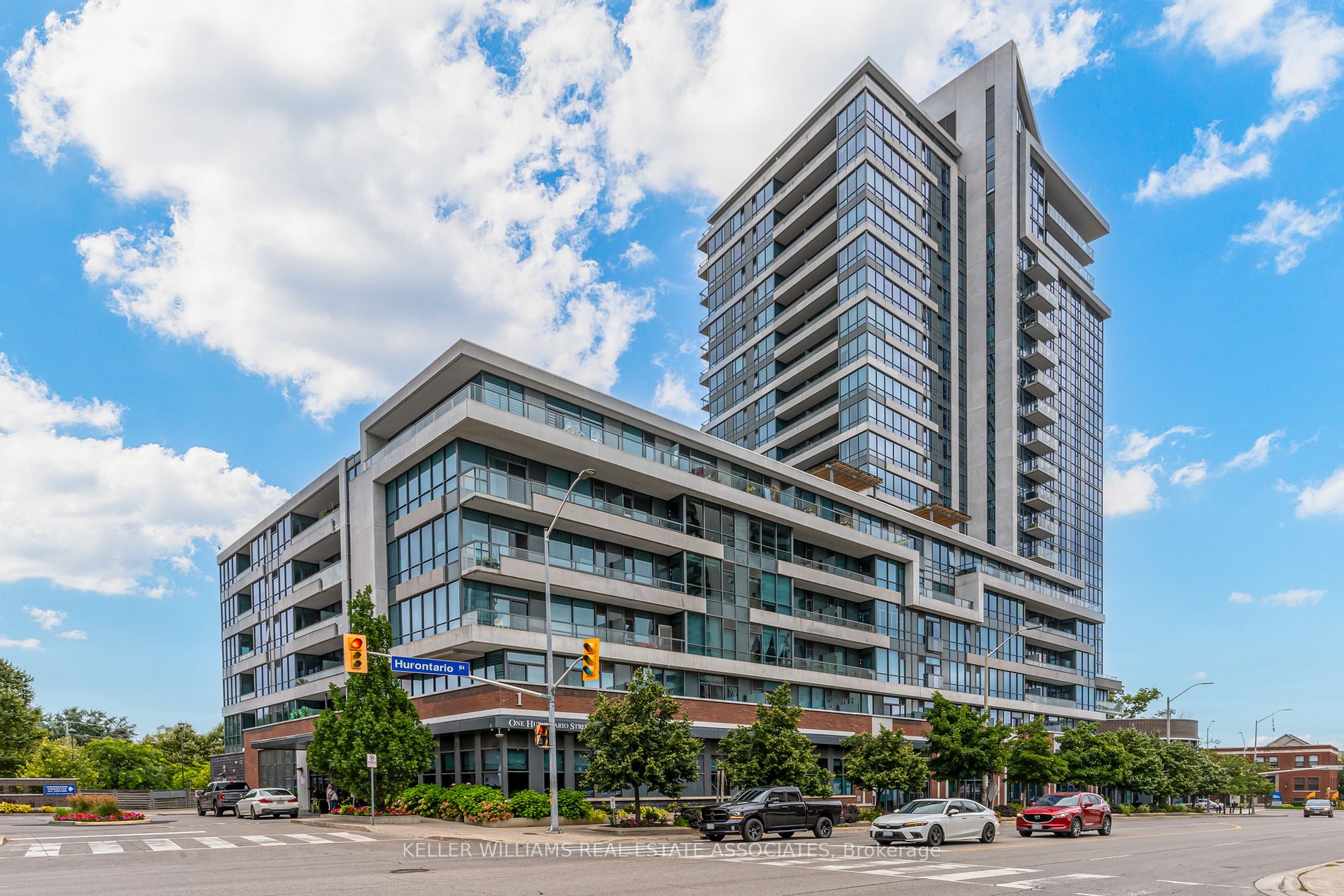 1 Hurontario St, Mississauga, Ontario, Port Credit