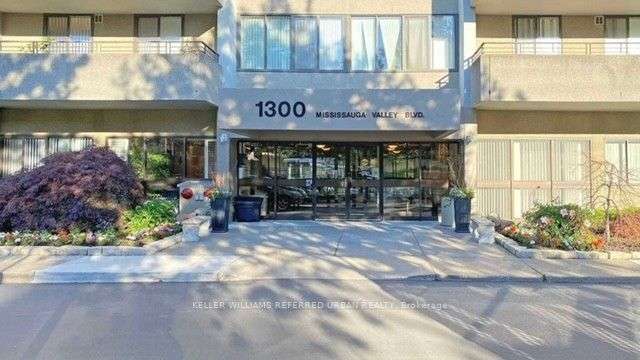 1300 Mississauga Valley Blvd, Mississauga, Ontario, Mississauga Valleys