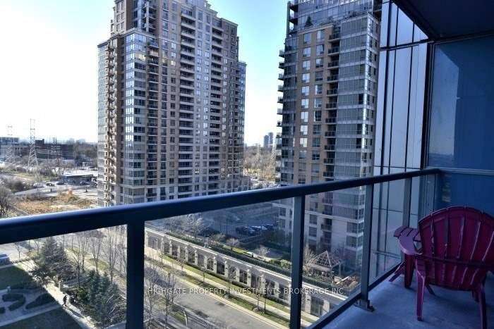 15 Viking Lane, Toronto, Ontario, Islington-City Centre West