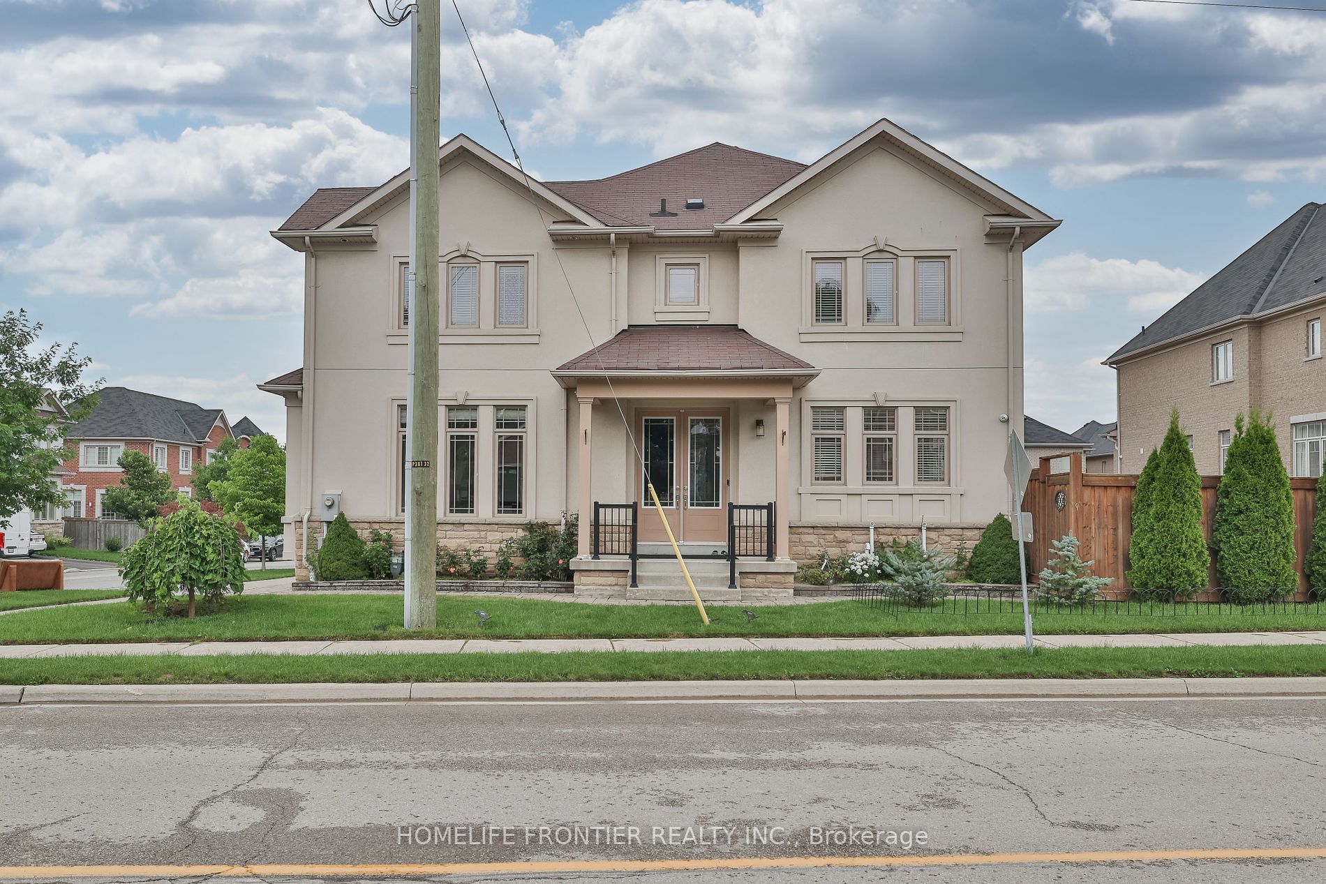 3 Pavarotti St, Richmond Hill, Ontario, Oak Ridges