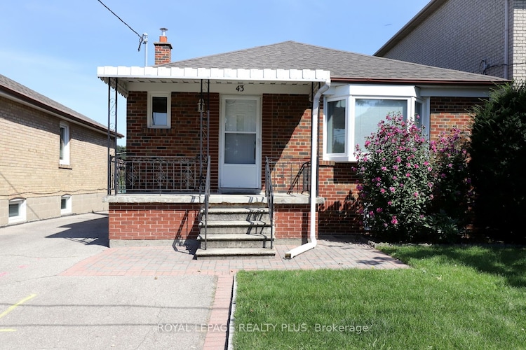 43 St George St, Toronto, Ontario, Mimico