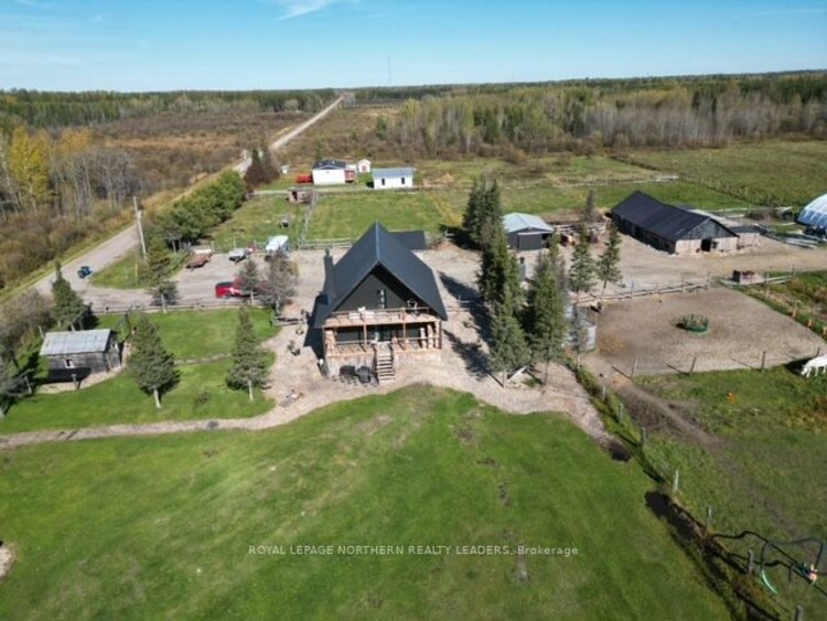 680 Peltola Rd, Cochrane, Ontario, 