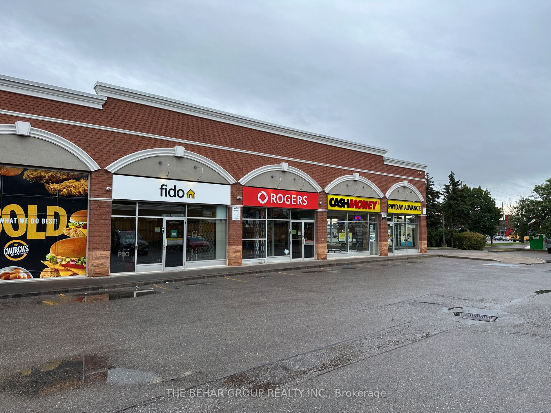 1549 Dundas St E, Whitby, Ontario, Blue Grass Meadows