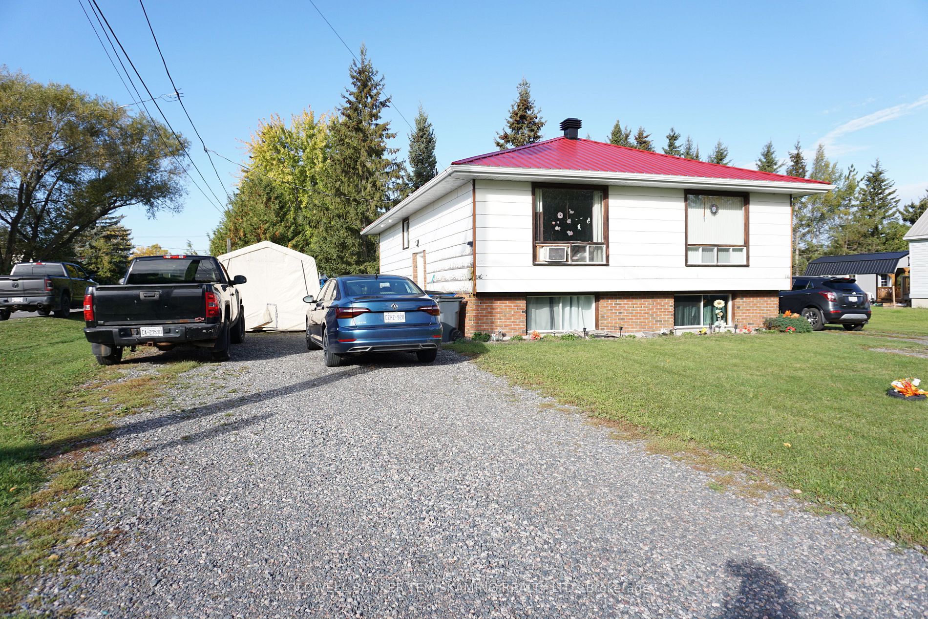 141 & 143 Station St, Temiskaming Shores, Ontario, 