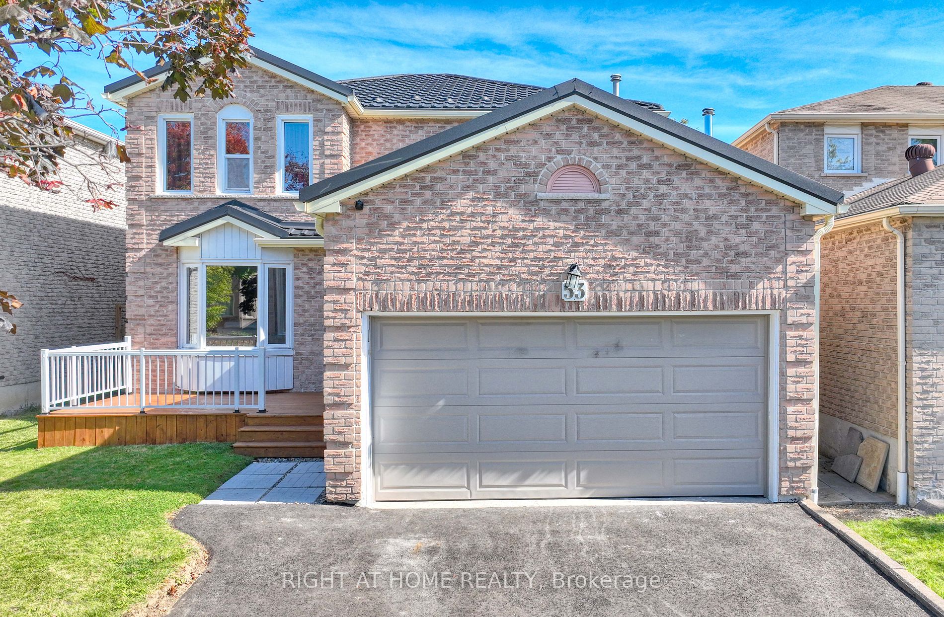 53 Dakin Dr, Ajax, Ontario, Central West