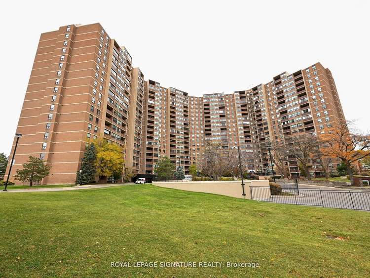 716 The West Mall, Toronto, Ontario, Eringate-Centennial-West Deane