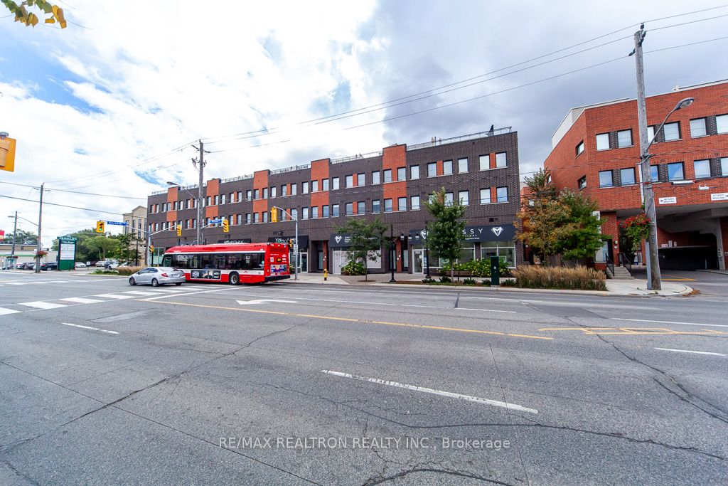 869 Wilson Ave, Toronto, Ontario, Downsview-Roding-CFB