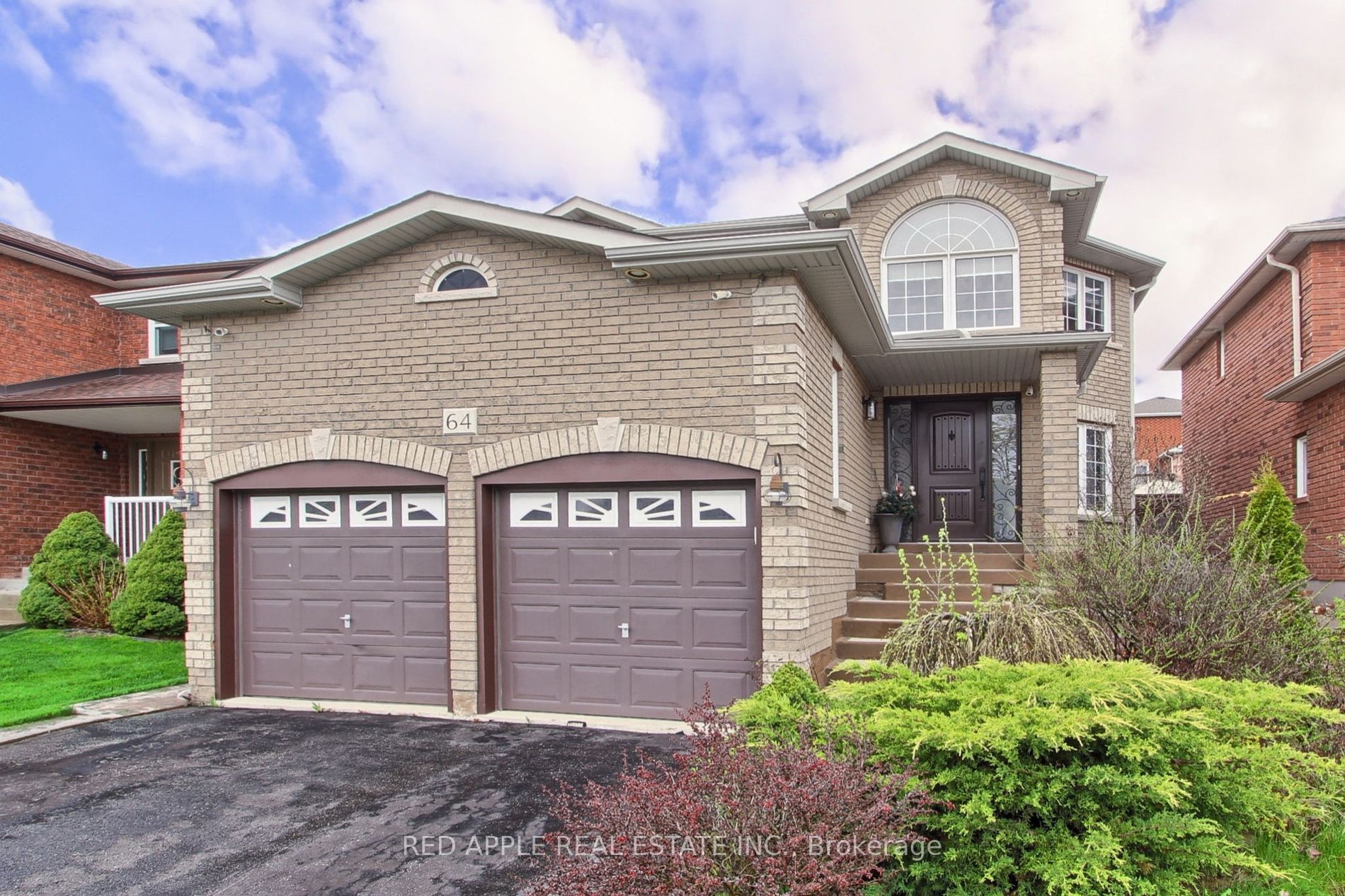 64 Metcalfe Dr, Bradford West Gwillimbury, Ontario, Bradford