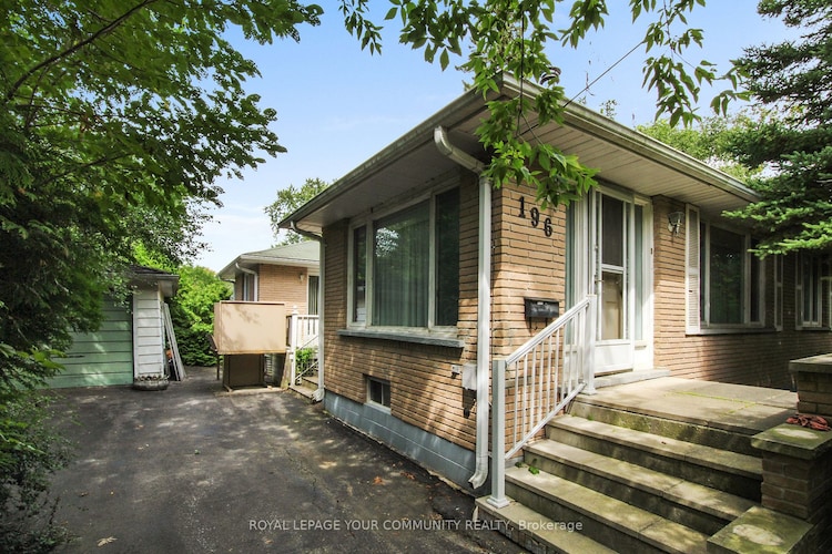 196 Pleasant Blvd, Georgina, Ontario, Keswick South