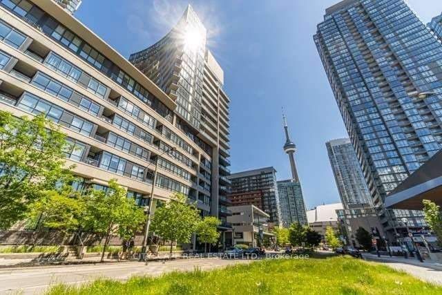 8 Telegram Mews, Toronto, Ontario, Waterfront Communities C1