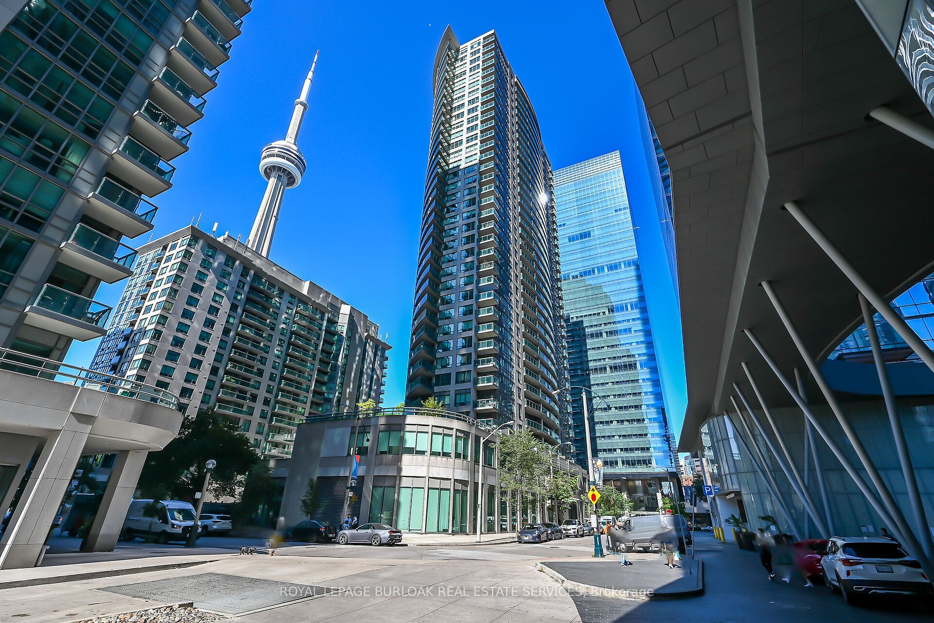 30 Grand Trunk Cres, Toronto, Ontario, Waterfront Communities C1