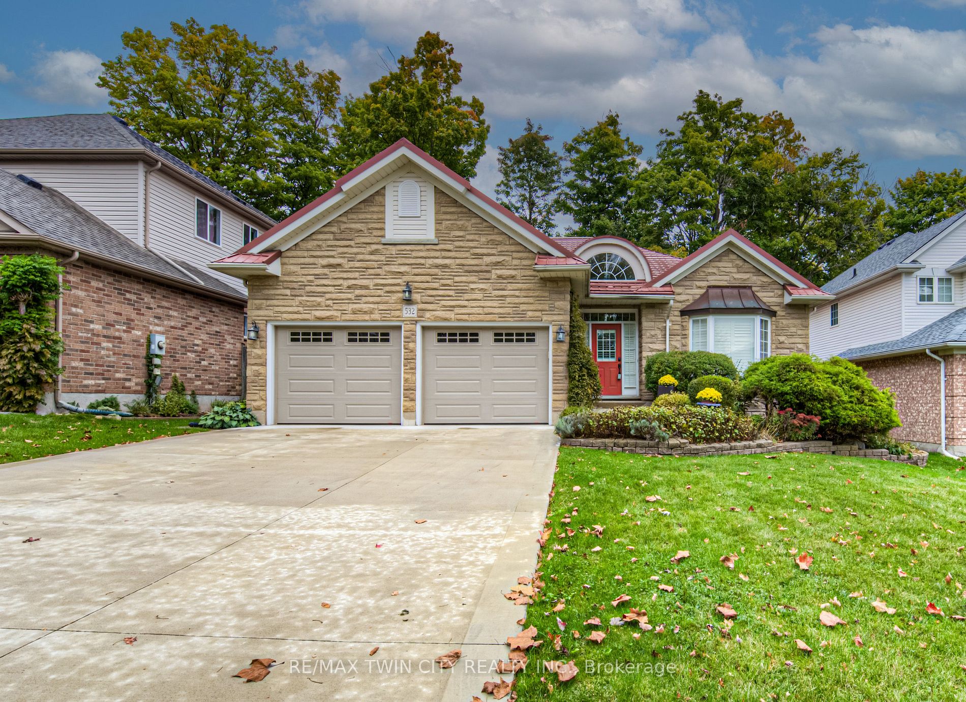 532 Birchleaf Walk E, Waterloo, Ontario, 