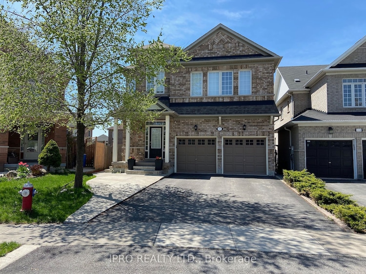 112 Harbourtown Cres, Brampton, Ontario, Madoc