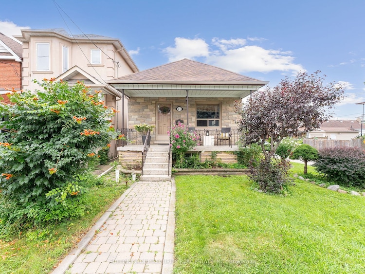 45 Teignmouth Ave, Toronto, Ontario, Caledonia-Fairbank