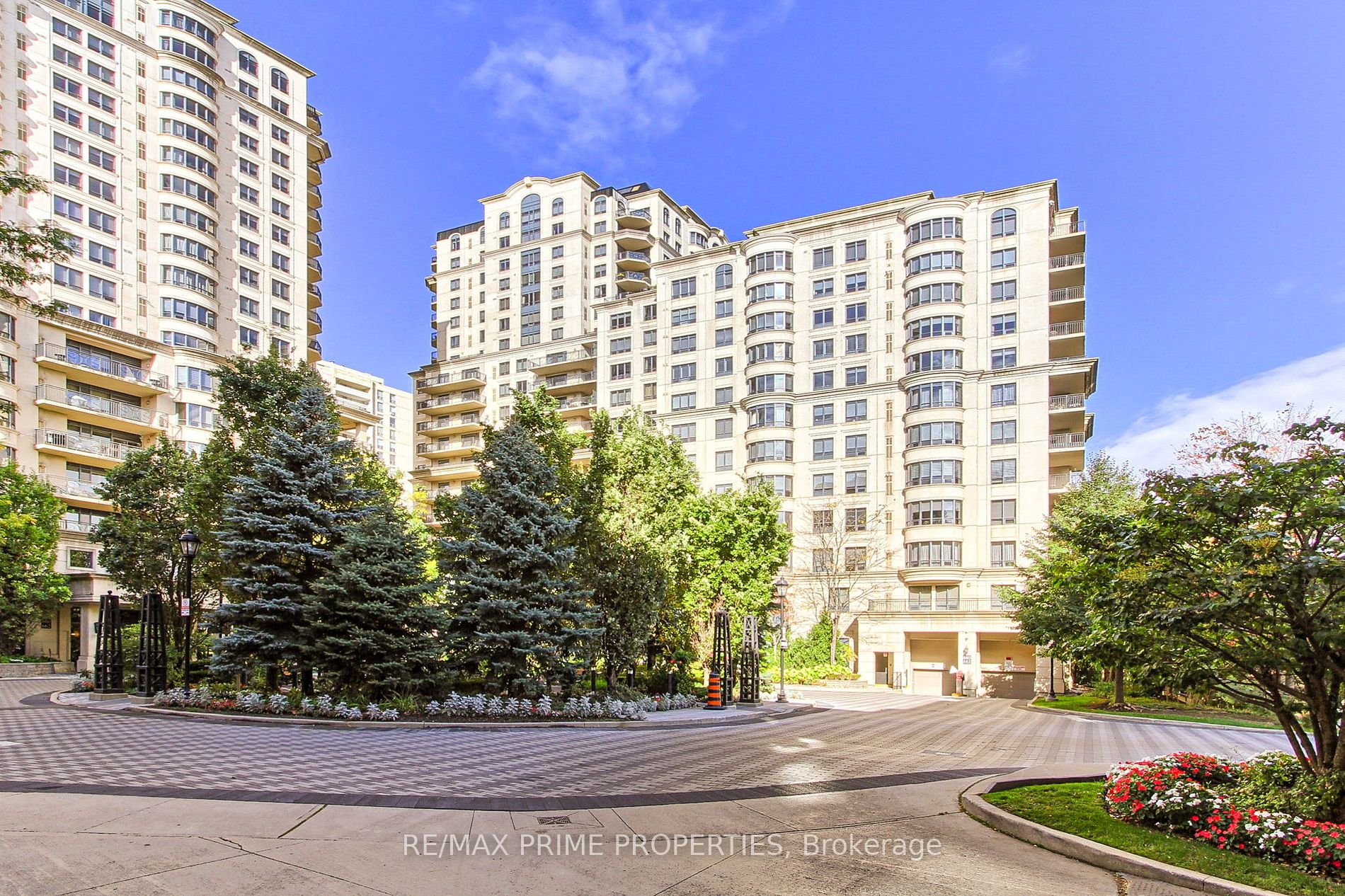 662 Sheppard Ave E, Toronto, Ontario, Bayview Village