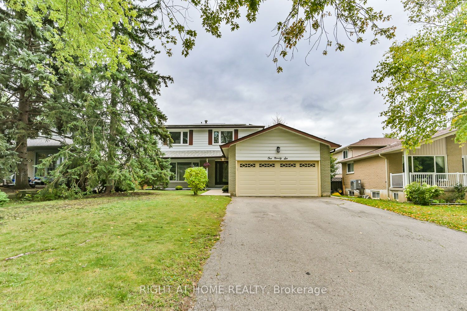 196 Romfield Crct, Markham, Ontario, Royal Orchard