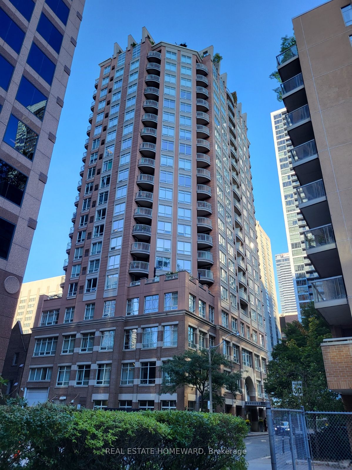 100 Hayden St, Toronto, Ontario, Church-Yonge Corridor