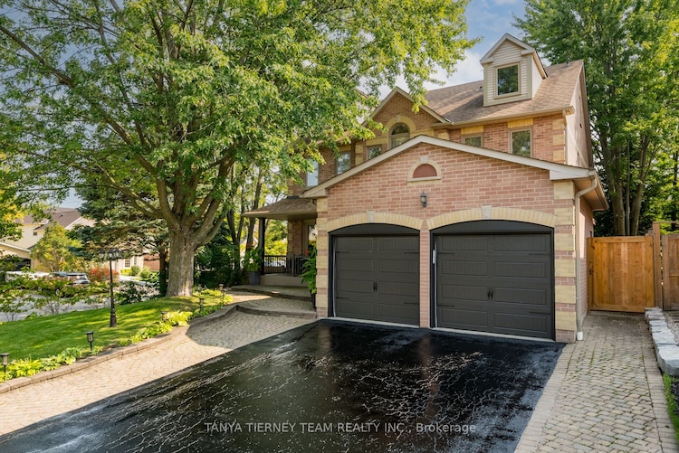 11 Roan Dr, Whitby, Ontario, Lynde Creek