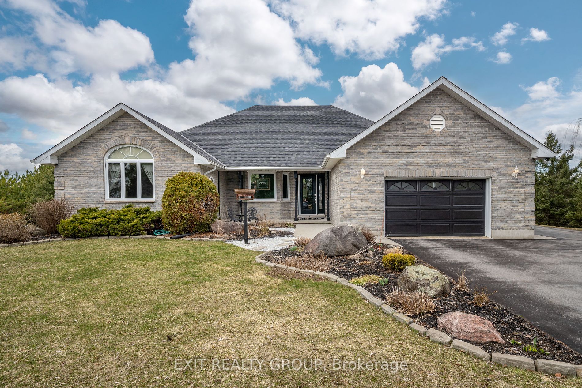 39 Woods Rd, Madoc, Ontario, 