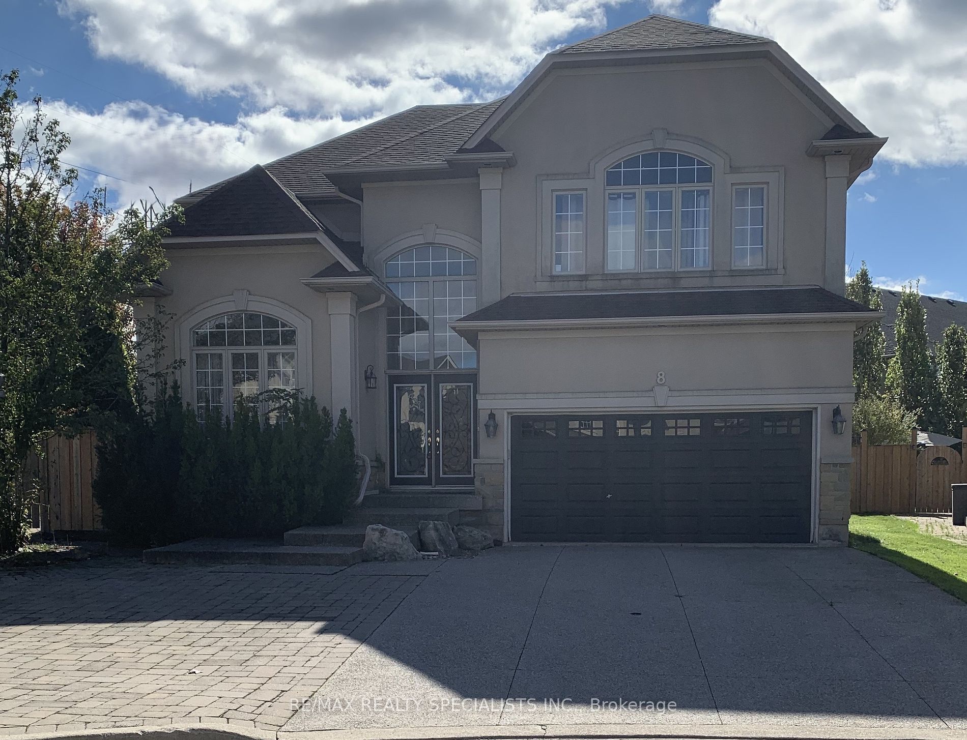 8 PLAYFAIR Crt, Hamilton, Ontario, Ancaster