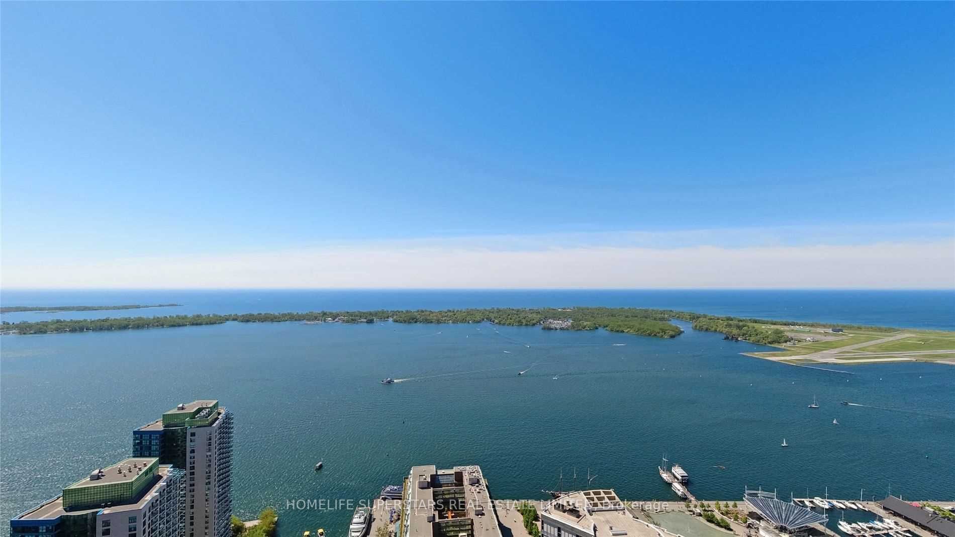 10 York St, Toronto, Ontario, Waterfront Communities C1