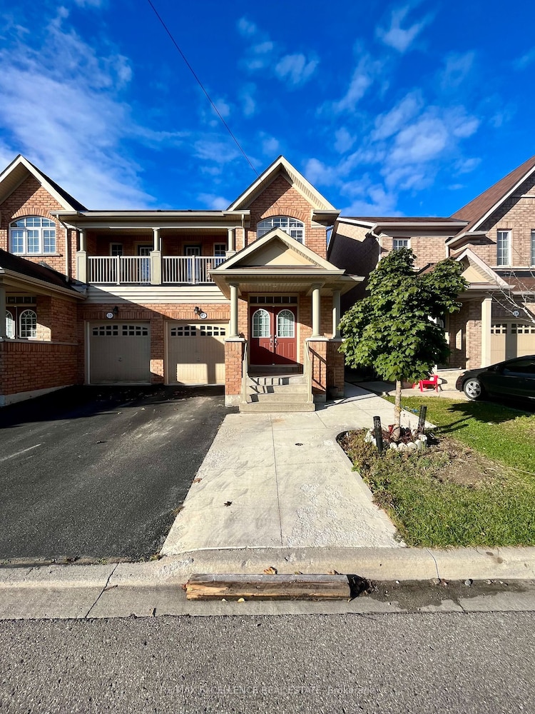 12 Delambray St, Brampton, Ontario, Sandringham-Wellington