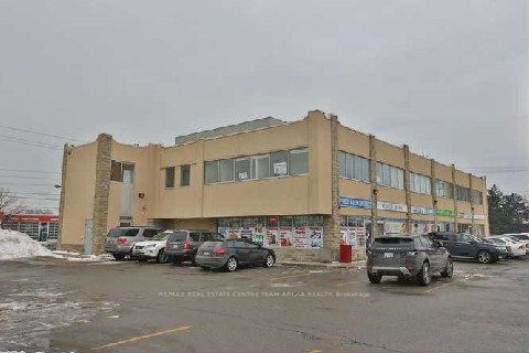 49 Hillcrest Ave, Brampton, Ontario, Queen Street Corridor