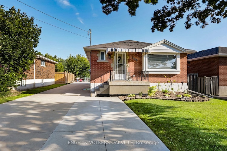 128 Winchester Blvd, Hamilton, Ontario, Hampton Heights