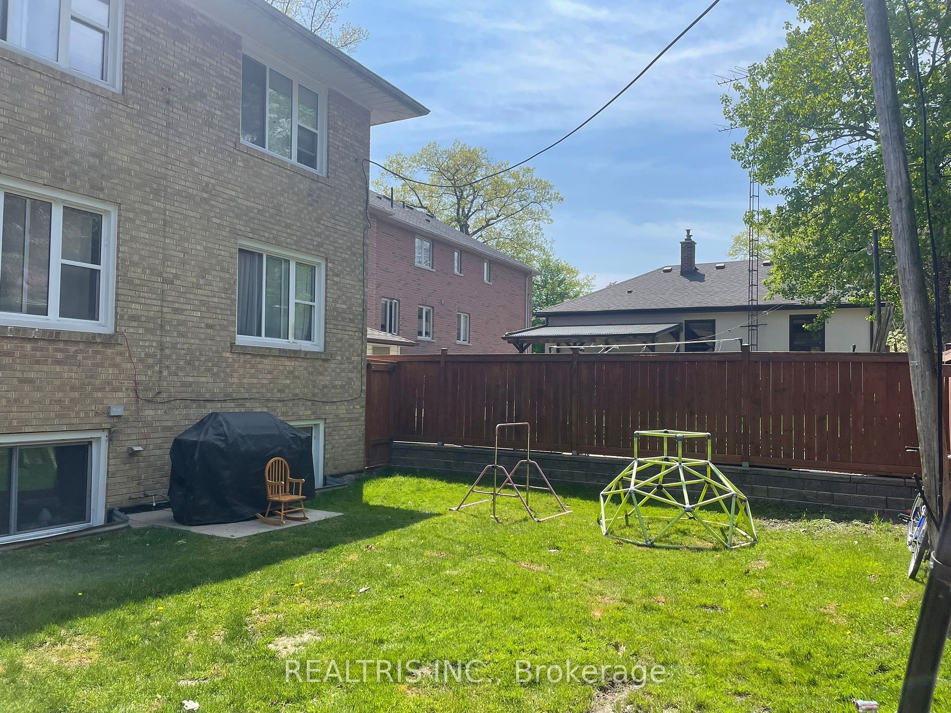 18 Muskoka Ave, Toronto, Ontario, Long Branch