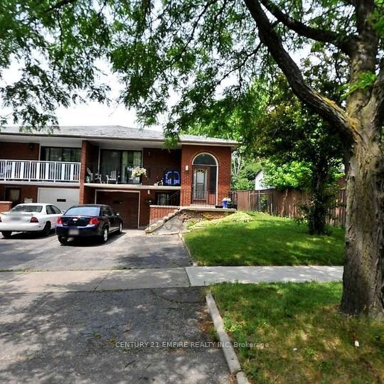 56 Petunias Rd, Brampton, Ontario, Madoc