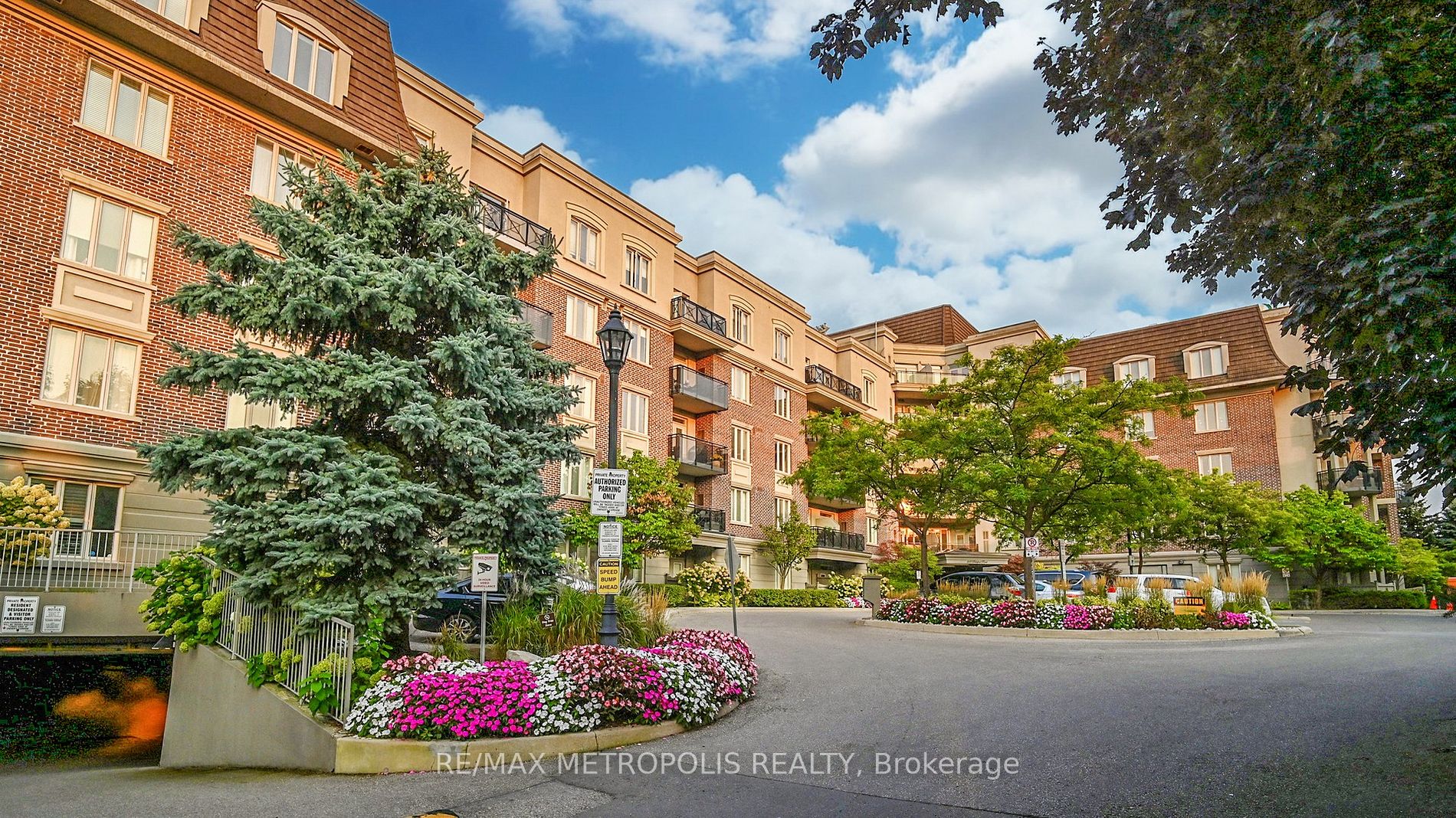 245 Dalesford Rd, Toronto, Ontario, Stonegate-Queensway