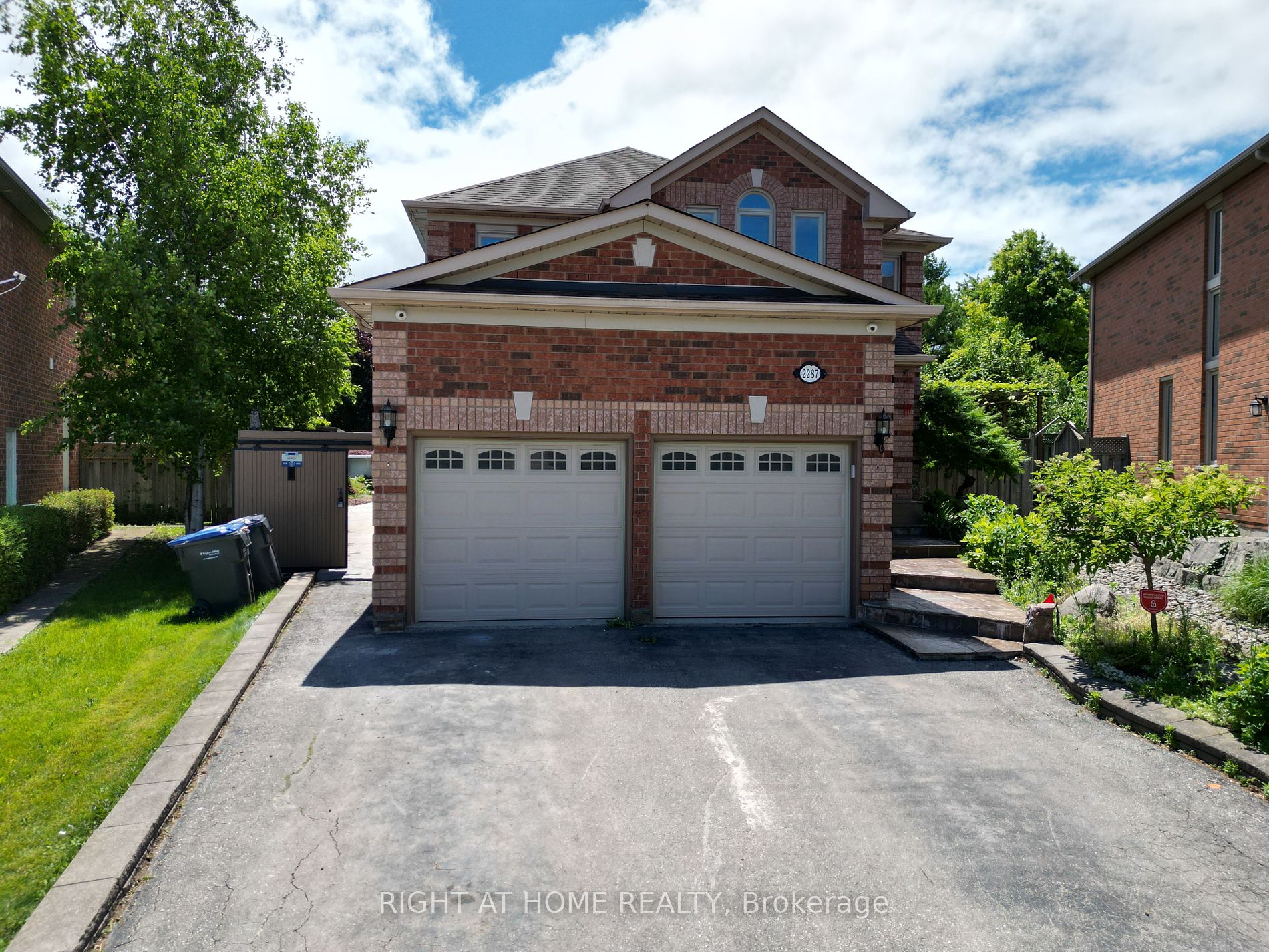 2287 London Mist Crt, Mississauga, Ontario, Streetsville