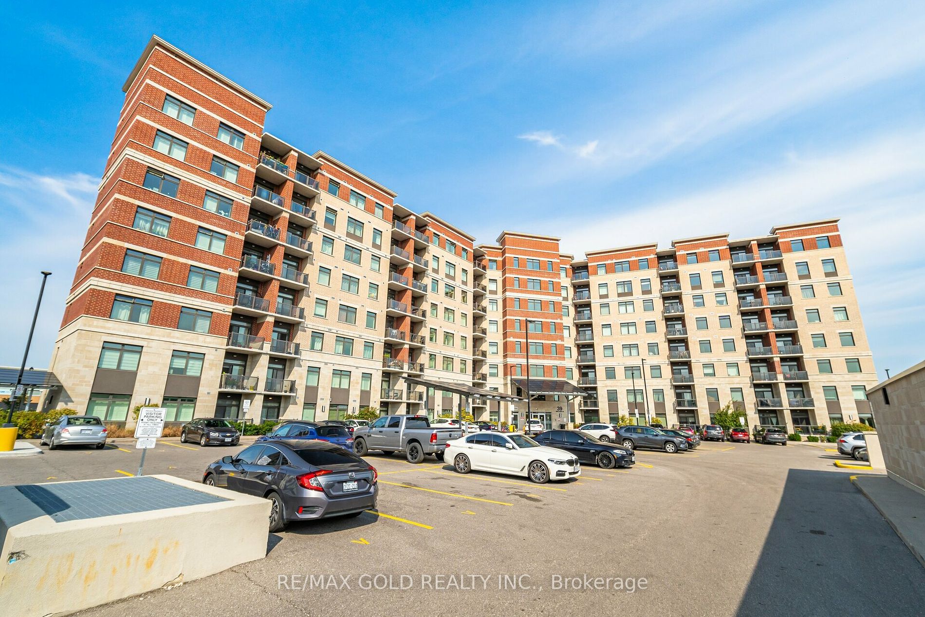 39 New Delhi Dr, Markham, Ontario, Cedarwood