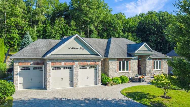 24 Wendat Tr, Springwater, Ontario, Midhurst