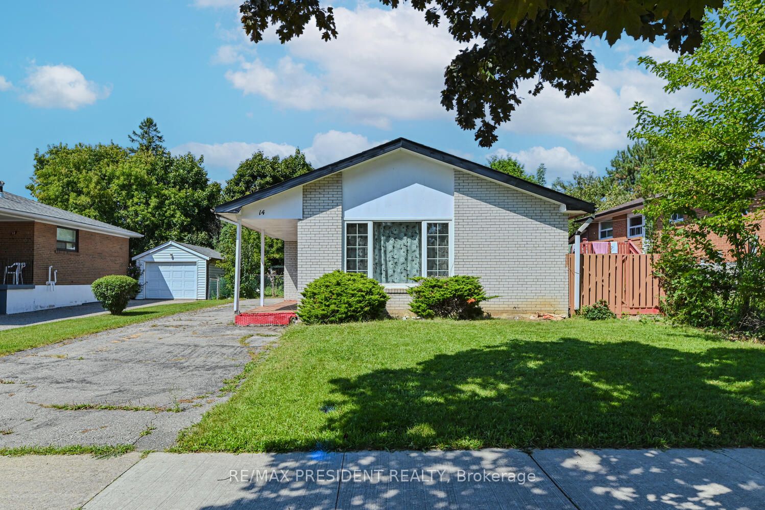 14 Milkwood Ave, Toronto, Ontario, West Humber-Clairville