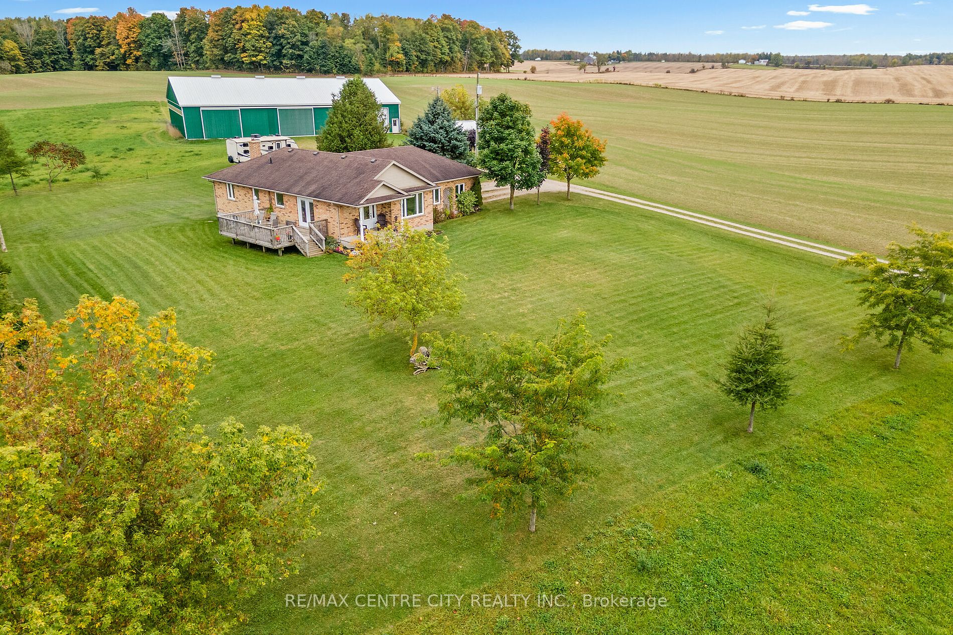 5481 Wellington 2 Rd, Minto, Ontario, Rural Minto