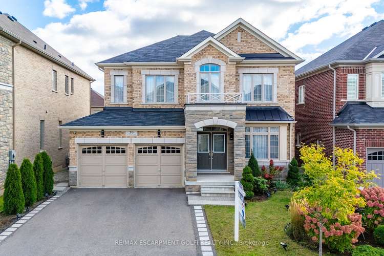 39 Avanti Cres, Hamilton, Ontario, Waterdown