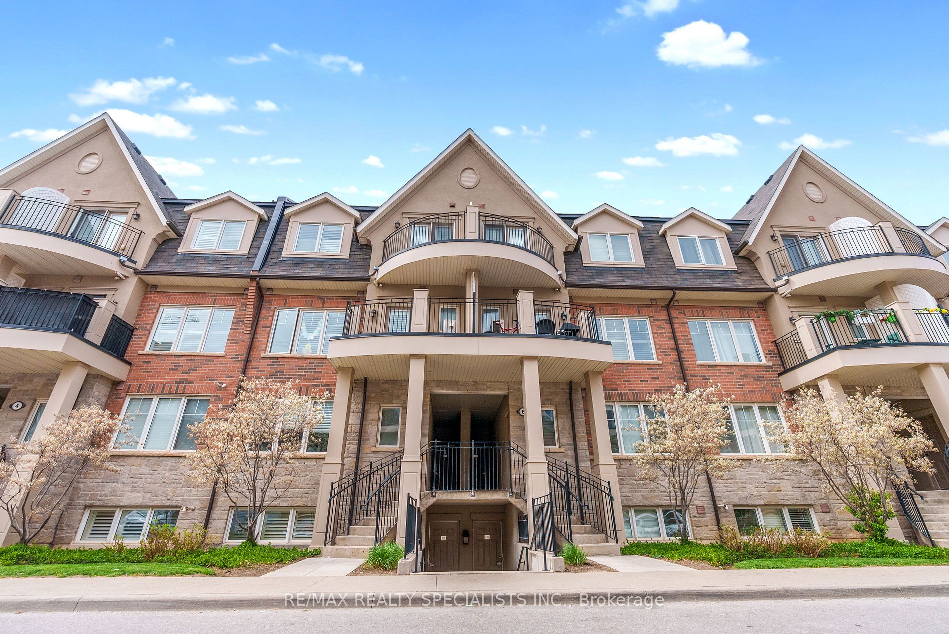 2420 BARONWOOD Dr, Oakville, Ontario, West Oak Trails