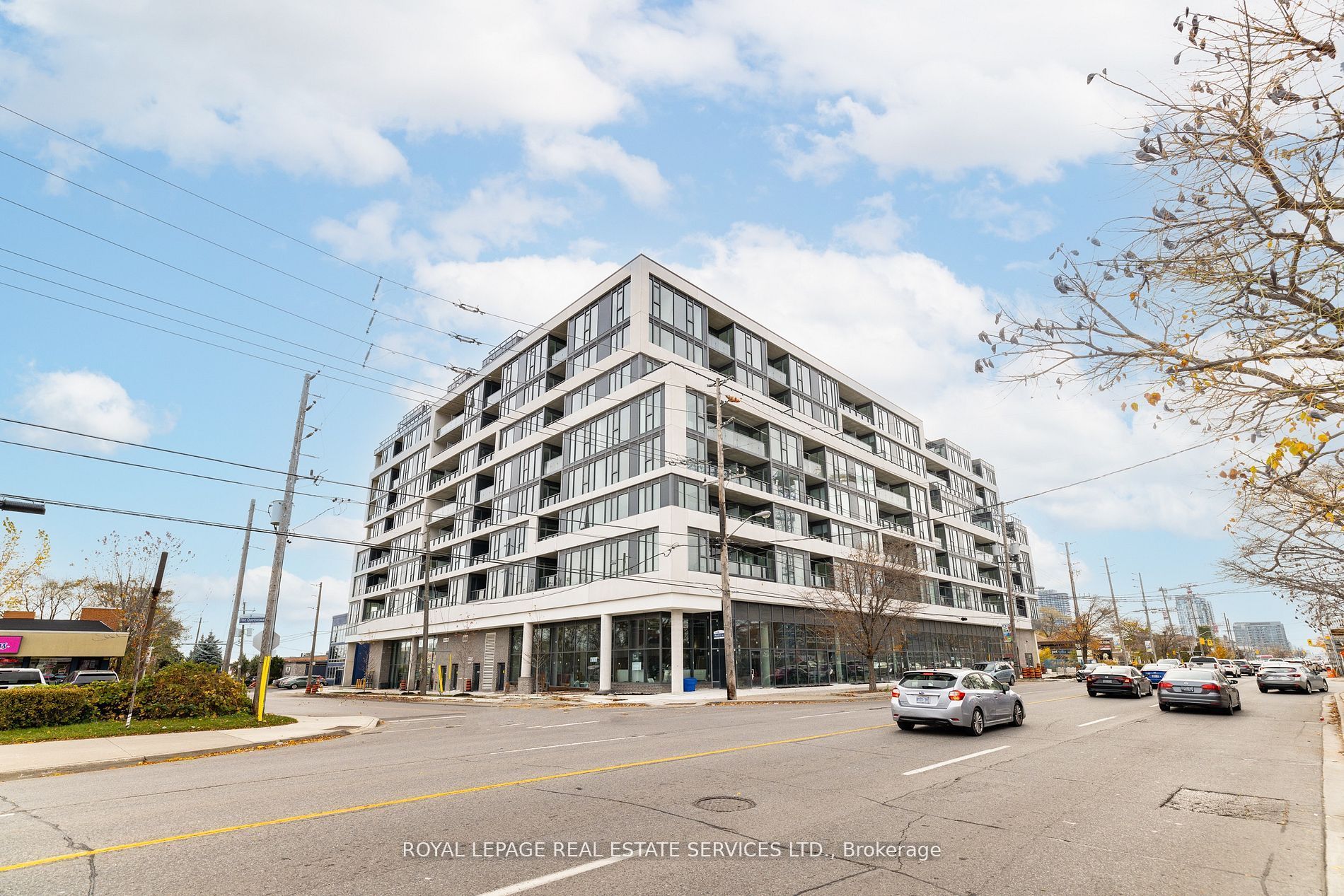 859 The Queensway, Toronto, Ontario, Stonegate-Queensway