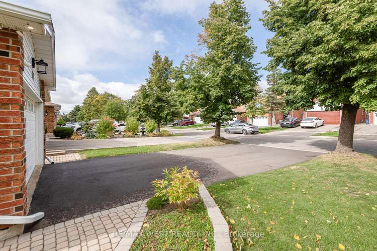 34 Alabaster Dr, Brampton, Ontario, Brampton North