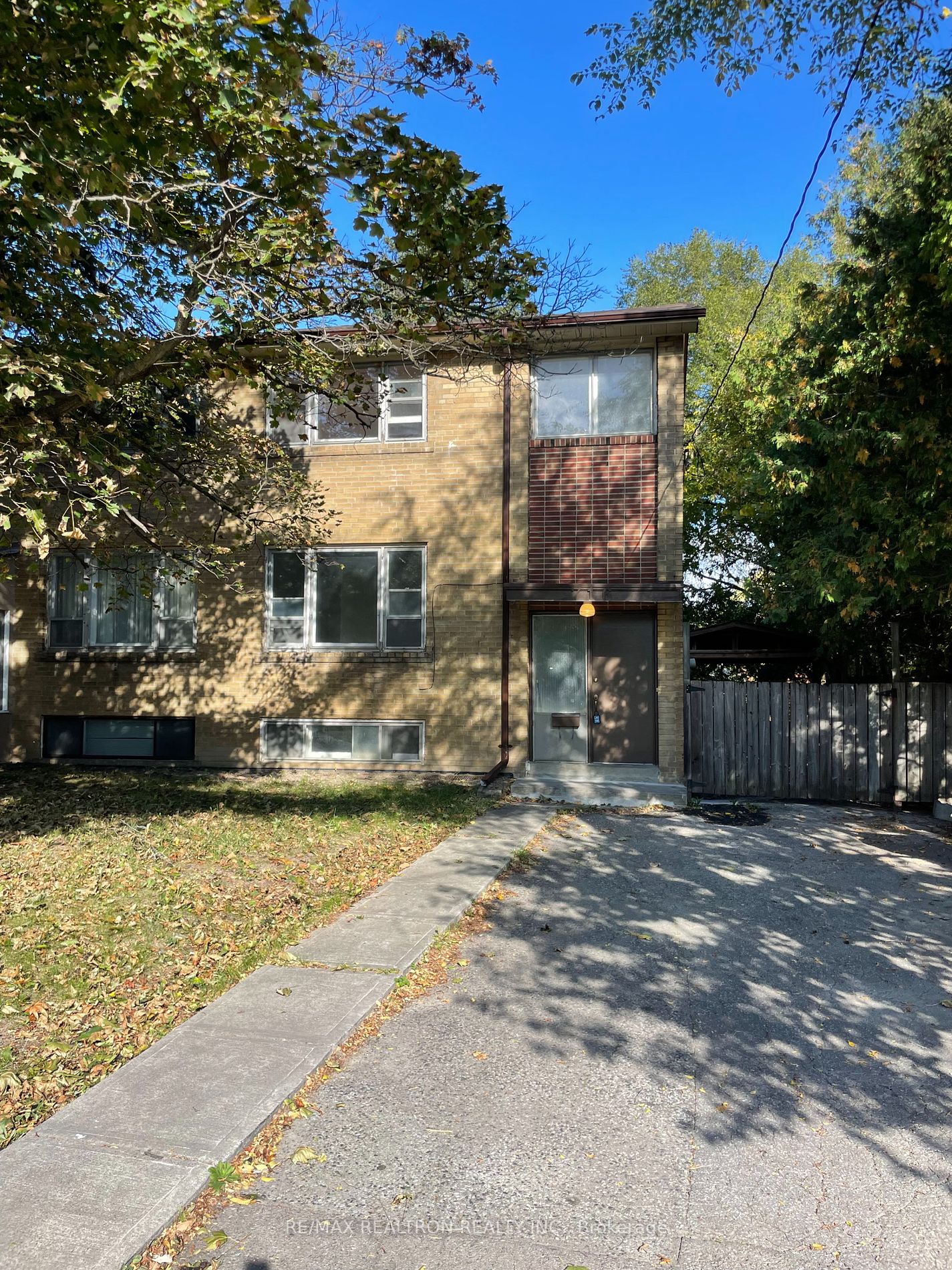 716 Sheppard Ave E, Toronto, Ontario, Bayview Village