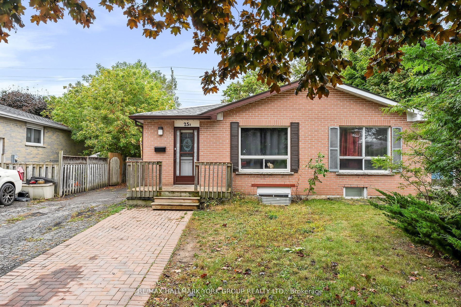 25A College Cres, Barrie, Ontario, Grove East