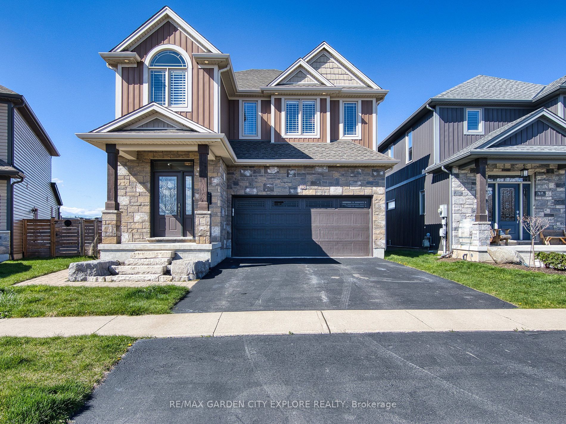 19 Moes Cres, St. Catharines, Ontario, 