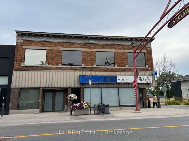 4481 Queen St, Niagara Falls, Ontario, 